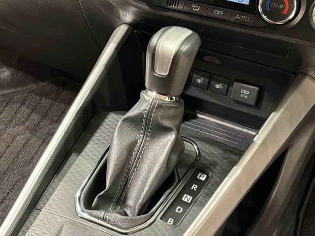ロッキープレミアムＧ　ＨＥＶＬＥＤヘッドランプ・フォグランプ　全車速追従機能付アダプティブクルーズコントロール　レーンキープコントロール　ブラインドスポットモニター　１７インチアルミホイール　シートヒーター（広島県）の中古車