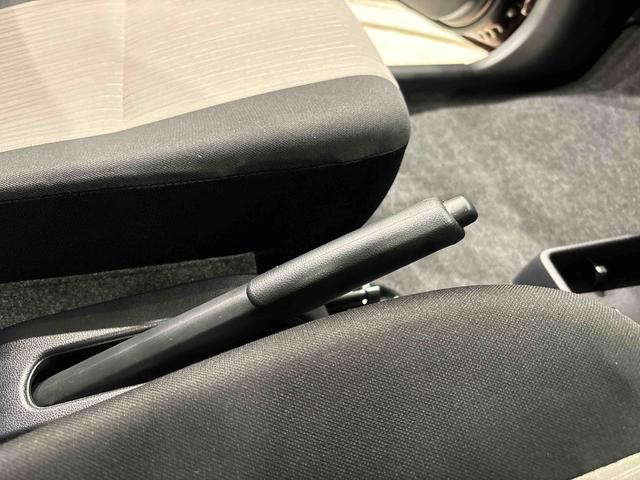 ミライースＸ　リミテッドＳＡIII　ＬＥＤオートライトＬＥＤヘッドランプ　セキュリティアラーム　コーナーセンサー　１４インチフルホイールキャップ　キーレスエントリー　電動格納式ドアミラー　ショツピングフック　マニュアルエアコン（広島県）の中古車