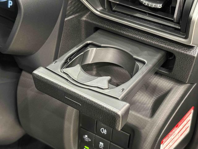 ロッキープレミアムＧ　ＨＥＶ　パノラマモニター　マット付きまごころ保証１２カ月　保証継承あり　マット付き　ＬＥＤヘッドランプ・フォグランプ　全車速追従機能付アダプティブクルーズコントロール　レーンキープコントロール　シートヒーター（広島県）の中古車