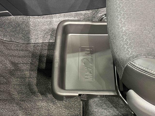 ロッキープレミアムＧ　ＨＥＶ　パノラマモニター　マット付きまごころ保証１２カ月　保証継承あり　マット付き　ＬＥＤヘッドランプ・フォグランプ　全車速追従機能付アダプティブクルーズコントロール　レーンキープコントロール　シートヒーター（広島県）の中古車