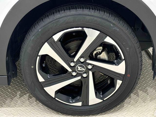 ロッキープレミアムＧ　ＨＥＶ　パノラマモニター　マット付きまごころ保証１２カ月　保証継承あり　マット付き　ＬＥＤヘッドランプ・フォグランプ　全車速追従機能付アダプティブクルーズコントロール　レーンキープコントロール　シートヒーター（広島県）の中古車