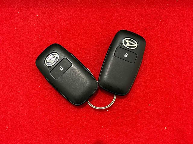 ロッキープレミアムＧ　ＨＥＶ　パノラマモニター　マット付きまごころ保証１２カ月　保証継承あり　マット付き　ＬＥＤヘッドランプ・フォグランプ　全車速追従機能付アダプティブクルーズコントロール　レーンキープコントロール　シートヒーター（広島県）の中古車