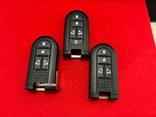 ムーヴキャンバスＸメイクアップリミテッド　ＳＡIII　ナビ　ＥＴＣハロゲンヘッドランプ　ＬＥＤフォグランプ　置き楽ボックス　オートライト　プッシュボタンスタート　セキュリティアラーム　パノラマモニター対応カメラ　両側パワースライドドア（広島県）の中古車