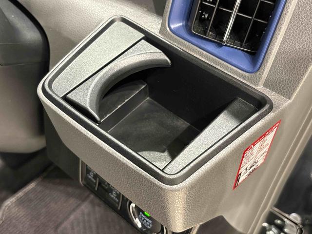 タントカスタムＸセレクション　ナビ　バックカメラＬＥＤオートライト　パワースライドドアウェルカムオープン機能　オート電動格納式ドアミラー　助手席ロングスライド　助手席イージークローザー　アルミホイール　キーフリーシステム（広島県）の中古車