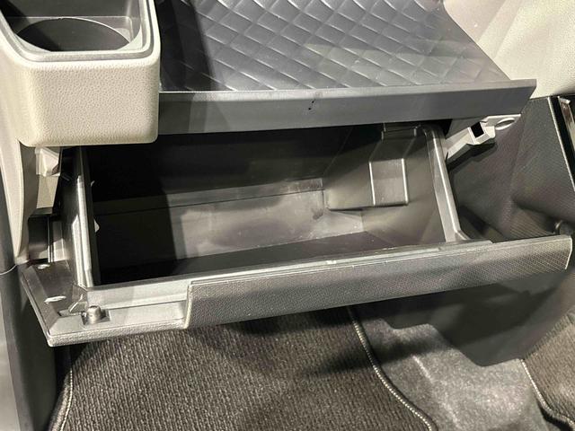 タントカスタムＸセレクション　ナビ　バックカメラＬＥＤオートライト　パワースライドドアウェルカムオープン機能　オート電動格納式ドアミラー　助手席ロングスライド　助手席イージークローザー　アルミホイール　キーフリーシステム（広島県）の中古車