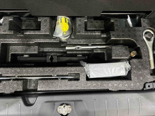 タントカスタムＸセレクション　ナビ　バックカメラＬＥＤオートライト　パワースライドドアウェルカムオープン機能　オート電動格納式ドアミラー　助手席ロングスライド　助手席イージークローザー　アルミホイール　キーフリーシステム（広島県）の中古車