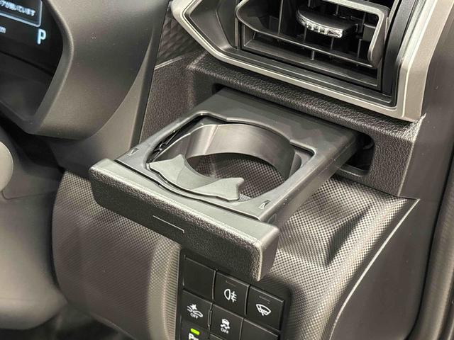 ロッキープレミアムＧＬＥＤヘッドランプ・フォグランプ　全車速追従機能付アダプティブクルーズコントロール　レーンキープコントロール　１７インチアルミホイール　シートヒーター　プッシュボタンスタート（広島県）の中古車