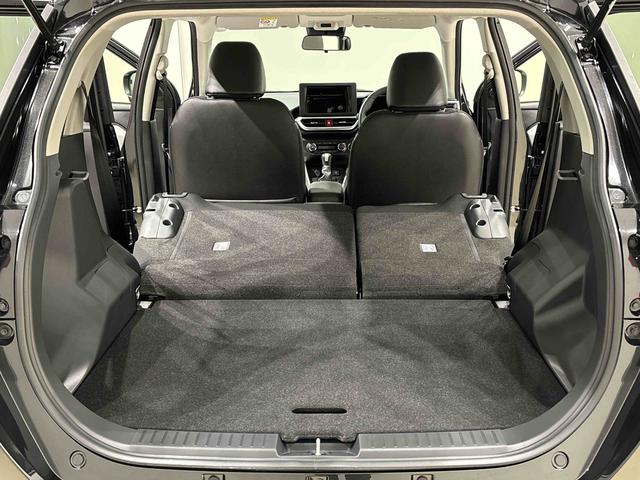 ロッキープレミアムＧＬＥＤヘッドランプ・フォグランプ　全車速追従機能付アダプティブクルーズコントロール　レーンキープコントロール　１７インチアルミホイール　シートヒーター　プッシュボタンスタート（広島県）の中古車