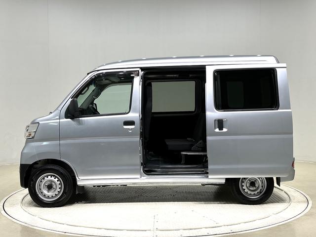ハイゼットカーゴデラックスＳＡIII　ナビ　バックカメラ　ＥＴＣ車載器ＬＥＤヘッドランプ　トップシェイドガラス　荷室ランプ　コーナーセンサー　ＡＭ・ＦＭラジオ　テンパータイヤ　マニュアルエアコン（広島県）の中古車