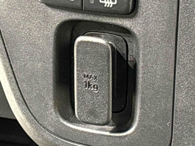 ハイゼットカーゴデラックスＳＡIII　ナビ　バックカメラ　ＥＴＣ車載器ＬＥＤヘッドランプ　トップシェイドガラス　荷室ランプ　コーナーセンサー　ＡＭ・ＦＭラジオ　テンパータイヤ　マニュアルエアコン（広島県）の中古車