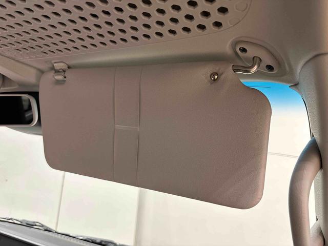 ハイゼットカーゴデラックスＳＡIII　ナビ　バックカメラ　ＥＴＣ車載器ＬＥＤヘッドランプ　トップシェイドガラス　荷室ランプ　コーナーセンサー　ＡＭ・ＦＭラジオ　テンパータイヤ　マニュアルエアコン（広島県）の中古車