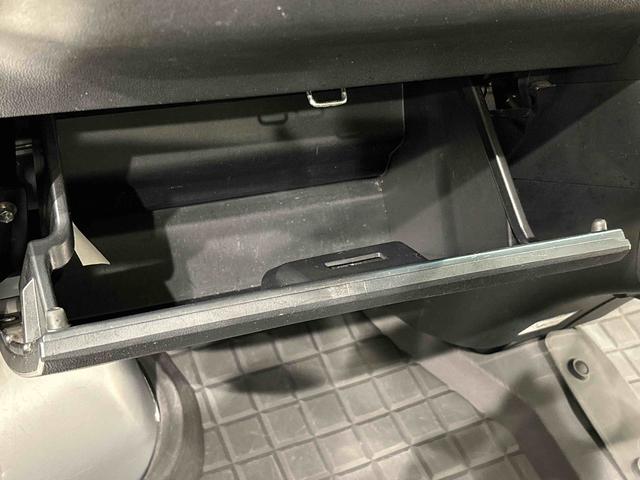 ハイゼットカーゴデラックスＳＡIII　ナビ　バックカメラ　ＥＴＣ車載器ＬＥＤヘッドランプ　トップシェイドガラス　荷室ランプ　コーナーセンサー　ＡＭ・ＦＭラジオ　テンパータイヤ　マニュアルエアコン（広島県）の中古車