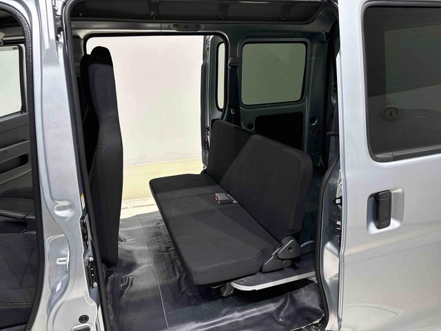 ハイゼットカーゴデラックスＳＡIII　ナビ　バックカメラ　ＥＴＣ車載器ＬＥＤヘッドランプ　トップシェイドガラス　荷室ランプ　コーナーセンサー　ＡＭ・ＦＭラジオ　テンパータイヤ　マニュアルエアコン（広島県）の中古車