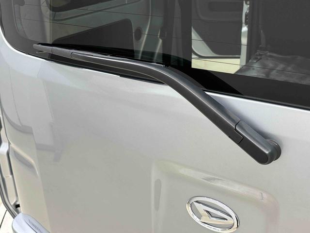 ハイゼットカーゴデラックスＳＡIII　ナビ　バックカメラ　ＥＴＣ車載器ＬＥＤヘッドランプ　トップシェイドガラス　荷室ランプ　コーナーセンサー　ＡＭ・ＦＭラジオ　テンパータイヤ　マニュアルエアコン（広島県）の中古車