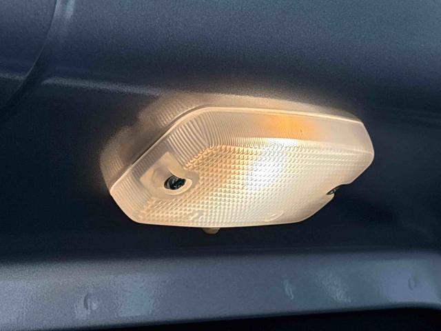 ハイゼットカーゴデラックスＳＡIII　ナビ　バックカメラ　ＥＴＣ車載器ＬＥＤヘッドランプ　トップシェイドガラス　荷室ランプ　コーナーセンサー　ＡＭ・ＦＭラジオ　テンパータイヤ　マニュアルエアコン（広島県）の中古車
