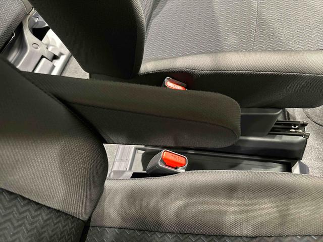 トールカスタムＧ　電動パーキングブレーキＬＥＤヘッドランプ・フォグランプ　　アルミホイール　オートライト　プッシュボタンスタート　クルーズコントロール　　コーナーセンサー　パワースライドドア　キーフリーシステム（広島県）の中古車