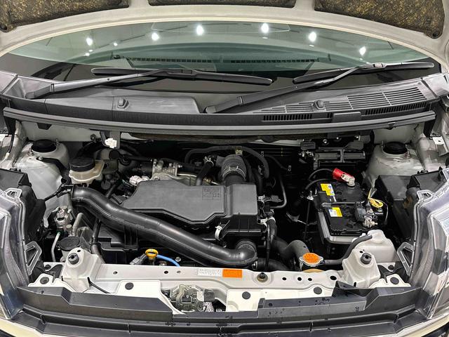 トールカスタムＧ　電動パーキングブレーキＬＥＤヘッドランプ・フォグランプ　　アルミホイール　オートライト　プッシュボタンスタート　クルーズコントロール　　コーナーセンサー　パワースライドドア　キーフリーシステム（広島県）の中古車