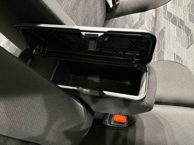 タントファンクロス衝突警報機能　衝突回避支援ブレーキ　車線逸脱警報機能　オートハイビーム　標識認識機能　誤発進抑制制御機能　先行車発進お知らせ機能（広島県）の中古車