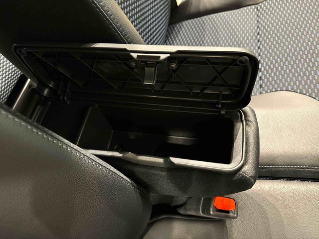 タントカスタムＲＳ　ナビ　ドラレコ　パノラマモニターカメラＬＥＤオートライト　パワースライドドアウェルカムオープン機能　助手席ロングスライド　助手席イージークローザー　運転席助手席シートヒーター　セキュリティアラーム　キーレスエントリー　　プッシュスタート（広島県）の中古車