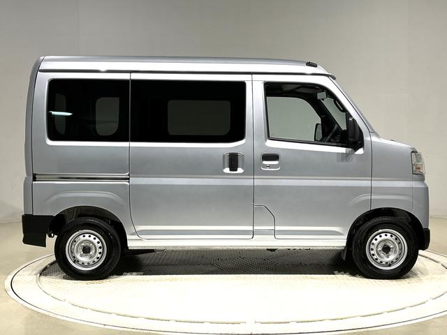 ハイゼットカーゴＤＸ　４ＷＤ　ＣＶＴ車マルチリフレクターハロゲンヘッドライト　両側スライドドア　キーレスエントリー　前席パワーウインドウ　オートライト　オートハイビーム（広島県）の中古車