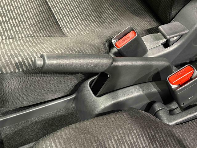 ハイゼットカーゴＤＸ　４ＷＤ　ＣＶＴ車マルチリフレクターハロゲンヘッドライト　両側スライドドア　キーレスエントリー　前席パワーウインドウ　オートライト　オートハイビーム（広島県）の中古車
