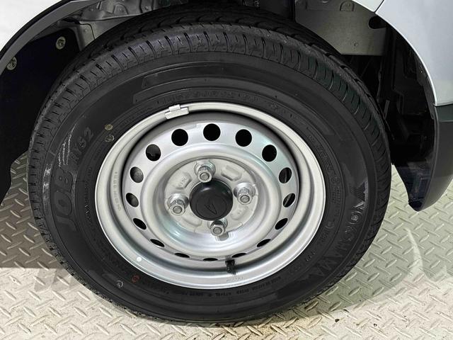 ハイゼットカーゴＤＸ　４ＷＤ　ＣＶＴ車マルチリフレクターハロゲンヘッドライト　両側スライドドア　キーレスエントリー　前席パワーウインドウ　オートライト　オートハイビーム（広島県）の中古車