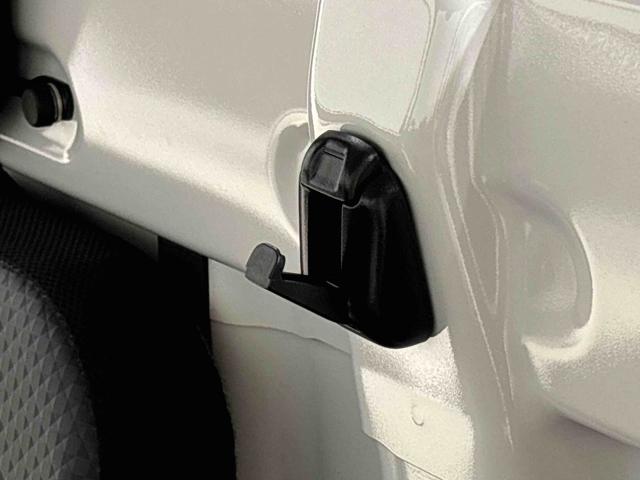 ハイゼットトラックスタンダード　キーフリーシステム　電動格納式ミラー運転席ＳＲＳエアバック　バックソナー　電動式パワーステアリング　あゆみ板掛けテールゲート　ＶＳＣ＆ＴＲＣ　衝突警報機能　衝突回避支援ブレーキ　車線逸脱警報機能　オートハイビーム　誤発進抑制制御機能（広島県）の中古車