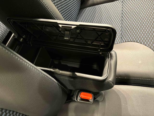 タントカスタムＲＳ　ディスプレイオーディオ　バックカメラ付きＬＥＤオートライト　パワースライドドアウェルカムオープン機能　オート電動格納式ドアミラー　助手席イージークローザー　アルミホイール　キーフリーシステム（広島県）の中古車