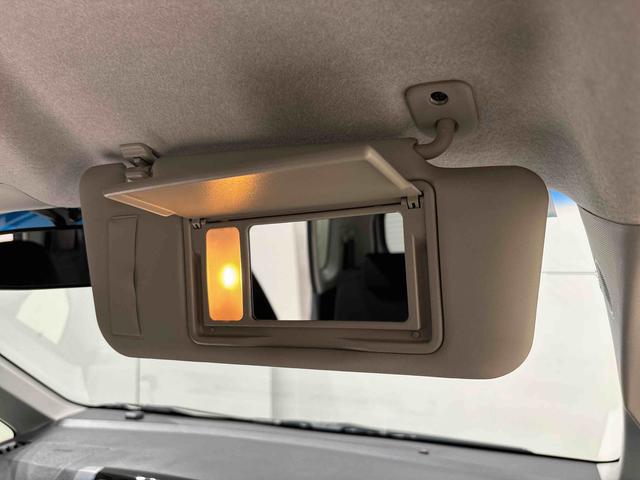 ステラカスタムＲ　ナビ　バックカメラ　ＥＴＣ車載器ＬＥＤオートハイビーム・フォグランプ　運転席シートヒーター　アルミホイール　オートライト　プッシュボタンスタート　セキュリティアラーム（広島県）の中古車