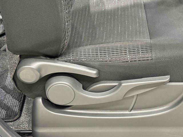 ステラカスタムＲ　ナビ　バックカメラ　ＥＴＣ車載器ＬＥＤオートハイビーム・フォグランプ　運転席シートヒーター　アルミホイール　オートライト　プッシュボタンスタート　セキュリティアラーム（広島県）の中古車