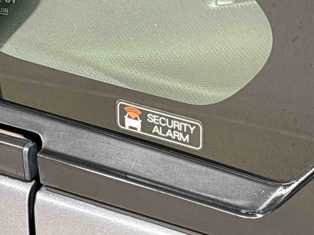 ステラカスタムＲ　ナビ　バックカメラ　ＥＴＣ車載器ＬＥＤオートハイビーム・フォグランプ　運転席シートヒーター　アルミホイール　オートライト　プッシュボタンスタート　セキュリティアラーム（広島県）の中古車