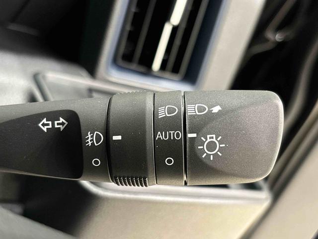 タントカスタムＸ　　電動パーキングブレーキＬＥＤオートライト　パワースライドドアウェルカムオープン機能　電動パーキングブレーキ　運転席助手席シートヒーター　アルミホイール　キーフリーシステム　　オート電動格納式ドアミラー（広島県）の中古車