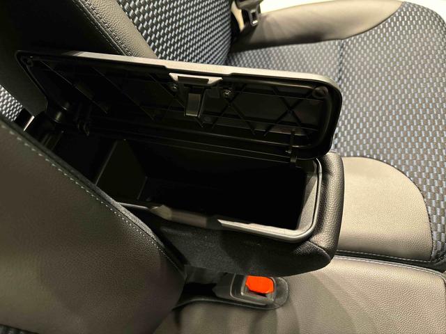タントカスタムＸ　　電動パーキングブレーキＬＥＤオートライト　パワースライドドアウェルカムオープン機能　電動パーキングブレーキ　運転席助手席シートヒーター　アルミホイール　キーフリーシステム　　オート電動格納式ドアミラー（広島県）の中古車