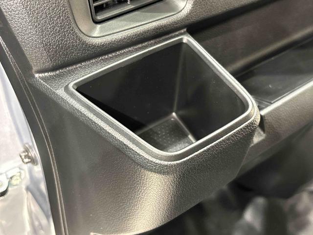 ハイゼットカーゴＤＸ　４ＷＤ　ＣＶＴ車両側スライドドア　マルチリフレクターハロゲンヘッドライト　キーレスエントリー　前席パワーウインドウ　リヤスモークがｔラス　後席ヒーター（広島県）の中古車