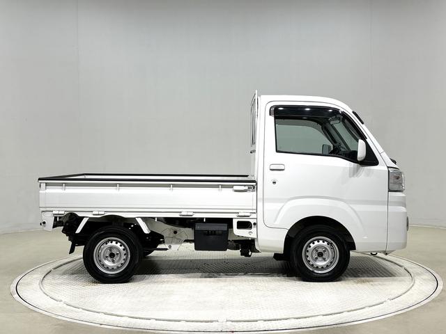 ハイゼットトラックエクストラハロゲンヘッドランプ　トップシェイドガラス　格納式テールゲートチェーン　ＬＥＤフォグランプ　　大型荷台作業灯　運転席バニティミラー　サビ長期保証　キーレスエントリー（広島県）の中古車
