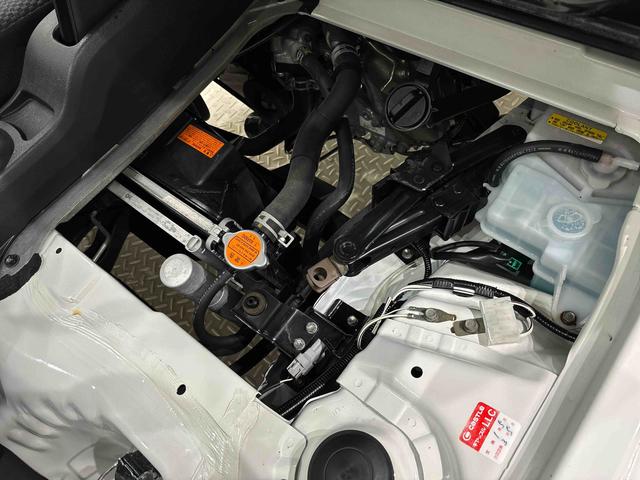 ハイゼットトラックエクストラハロゲンヘッドランプ　トップシェイドガラス　格納式テールゲートチェーン　ＬＥＤフォグランプ　　大型荷台作業灯　運転席バニティミラー　サビ長期保証　キーレスエントリー（広島県）の中古車