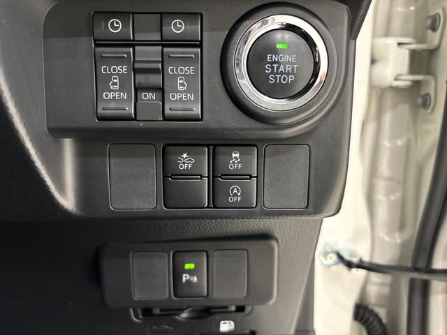トールカスタムＧ　　　ナビ　ＥＴＣ　ドラレコ　バックモニターＬＥＤヘッドランプ・フォグランプ　　１４インチアルミホイール　オートライト　プッシュボタンスタート　クルーズコントロール　　コーナーセンサー　パワースライドドア　キーフリーシステム（広島県）の中古車