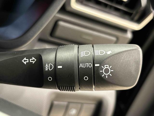 ロッキープレミアムＧ　ＨＥＶ運転席・助手席シートヒーター　アルミホイール　電動格納ドアミラー　電動パーキングブレーキ　ＬＥＤヘッドランプ＆フォグランプ　シーケンシャルターンランプ　キーフリーシステム（広島県）の中古車