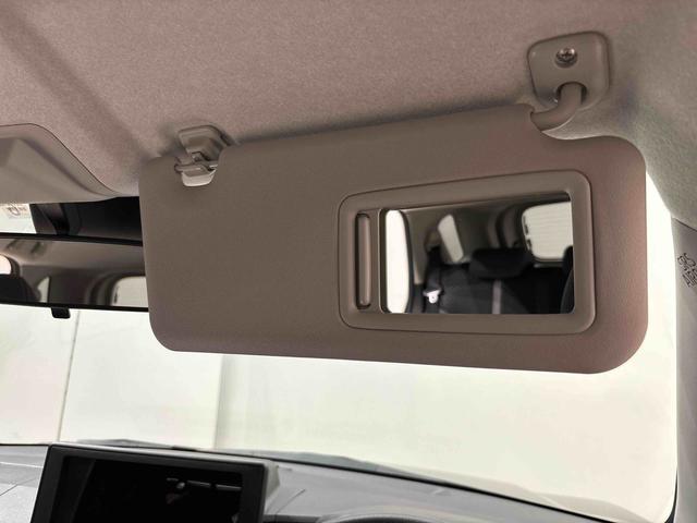 ロッキープレミアムＧ　ＨＥＶ運転席・助手席シートヒーター　アルミホイール　電動格納ドアミラー　電動パーキングブレーキ　ＬＥＤヘッドランプ＆フォグランプ　シーケンシャルターンランプ　キーフリーシステム（広島県）の中古車