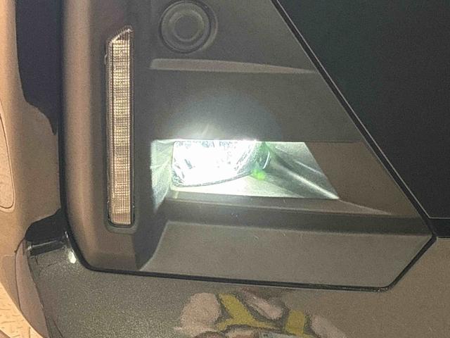 ロッキープレミアムＧ　ＨＥＶ運転席・助手席シートヒーター　アルミホイール　電動格納ドアミラー　電動パーキングブレーキ　ＬＥＤヘッドランプ＆フォグランプ　シーケンシャルターンランプ　キーフリーシステム（広島県）の中古車