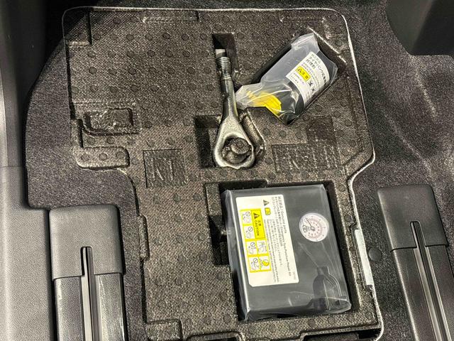 タントカスタムＲＳ　　キーフリーシステム　バックカメラＬＥＤオートライト　パワースライドドアウェルカムオープン機能　電動パーキングブレーキ　運転席助手席シートヒーター　アルミホイール　キーフリーシステム　　オート電動格納式ドアミラー　ステアリングスイッチ（広島県）の中古車