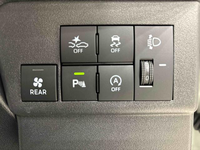 ハイゼットカーゴＤＸ　キーレスエントリー　パワーウインドウ　ＡＭＦＭラジオオーバーヘッドシェルフ　パワードアロック（全ドア連動）　スペアタイヤ　スモークドガラス（スライドドア・クォーター・バックドアウインドウ）　ハロゲンヘッドランプ（広島県）の中古車