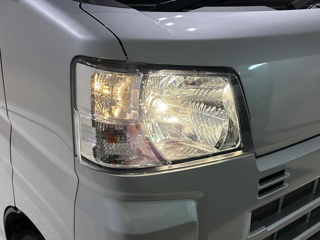 ハイゼットカーゴＤＸ　２ＷＤ　ＣＶＴ　ＡＭ／ＦＭラジオ　前後コーナーセンサーアイドリングストップ　キーレスエントリーシステム　ＡＭ／ＦＭラジオ　オートライト搭載　ハロゲンヘッドライト　リアワイパー　マニュアルエアコン　　運転席助手席パワーウィンドウ　衝突回避支援システム搭載（広島県）の中古車