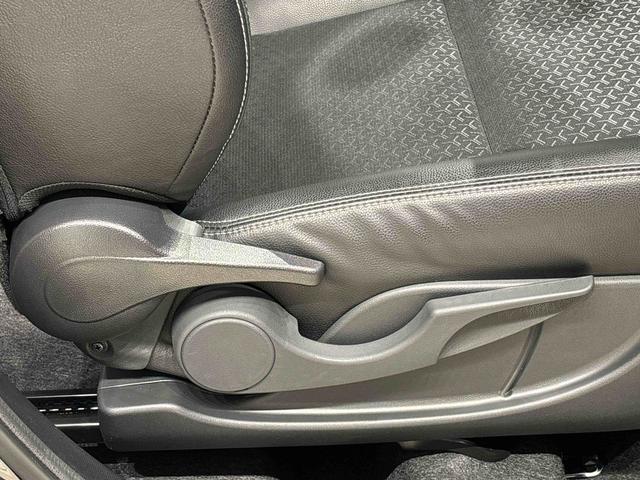 ロッキープレミアムＧ　ＨＥＶ　電動パーキングブレーキＬＥＤヘッドランプ・フォグランプ　全車速追従機能付アダプティブクルーズコントロール　レーンキープコントロール　アルミホイール　シートヒーター　プッシュスタート（広島県）の中古車