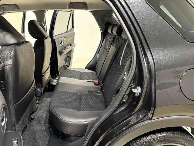 ロッキープレミアムＧ　ＨＥＶ　電動パーキングブレーキＬＥＤヘッドランプ・フォグランプ　全車速追従機能付アダプティブクルーズコントロール　レーンキープコントロール　アルミホイール　シートヒーター　プッシュスタート（広島県）の中古車