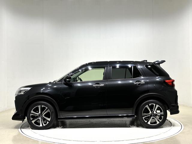 ロッキープレミアムＬＥＤヘッドランプ・フォグランプ　全車速追従機能付アダプティブクルーズコントロール　レーンキープコントロール　１７インチアルミホイール　シートヒーター　プッシュボタンスタート（広島県）の中古車