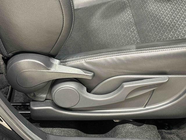 ロッキープレミアムＬＥＤヘッドランプ・フォグランプ　全車速追従機能付アダプティブクルーズコントロール　レーンキープコントロール　１７インチアルミホイール　シートヒーター　プッシュボタンスタート（広島県）の中古車