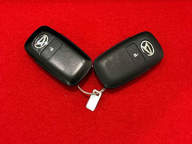 ロッキープレミアムＬＥＤヘッドランプ・フォグランプ　全車速追従機能付アダプティブクルーズコントロール　レーンキープコントロール　１７インチアルミホイール　シートヒーター　プッシュボタンスタート（広島県）の中古車