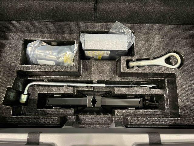 タフトＸ　ナビゲーション　バックモニター　ＥＴＣ車載器　バイザー付オートエアコン　電動パーキングブレーキ　プッシュボタンスタート　オート格納機能付きドアミラー　サイドエアバック　ＬＥＤヘッドランプ　キーフリーシステム　セキュリティアラーム（広島県）の中古車