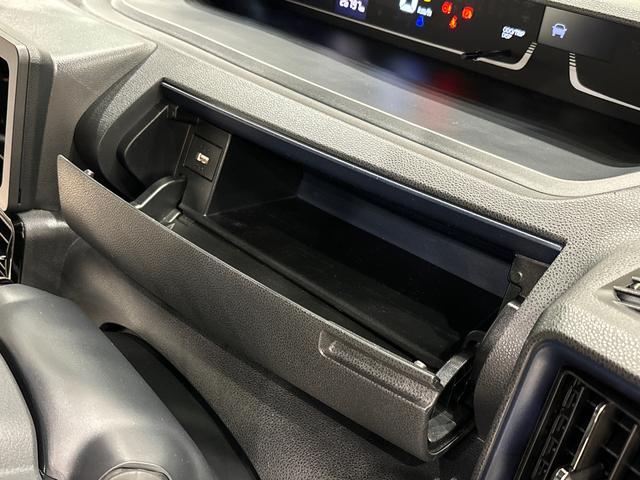 タントカスタムＲＳ　　　　ＥＴＣＬＥＤオートライト　パワースライドドアウェルカムオープン機能　オート電動格納式ドアミラー　助手席ロングスライド　助手席イージークローザー　アルミホイール　キーフリーシステム（広島県）の中古車
